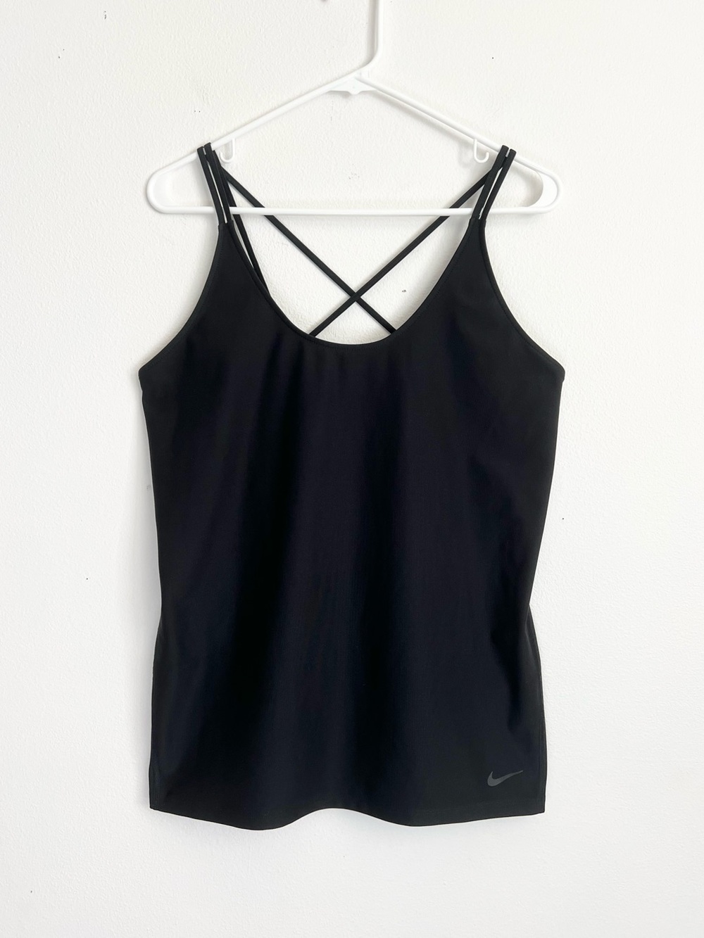 Nike Dri-Fit Strappy Tank Top L Black Lightweight Training Athleisure Gym Shirt